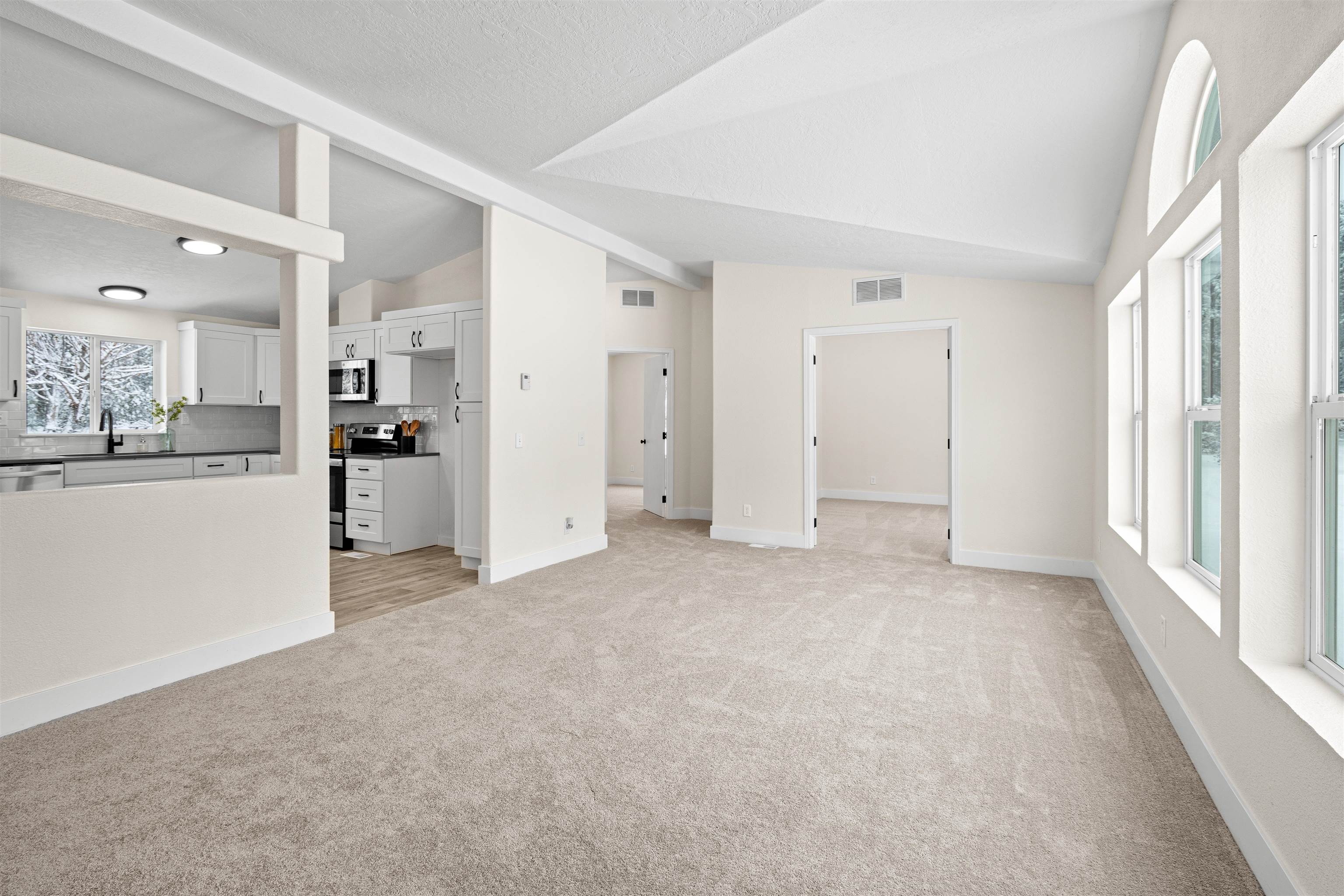 6916 West Laird Road Cheney, WA 99004 - Photo 3 of 24