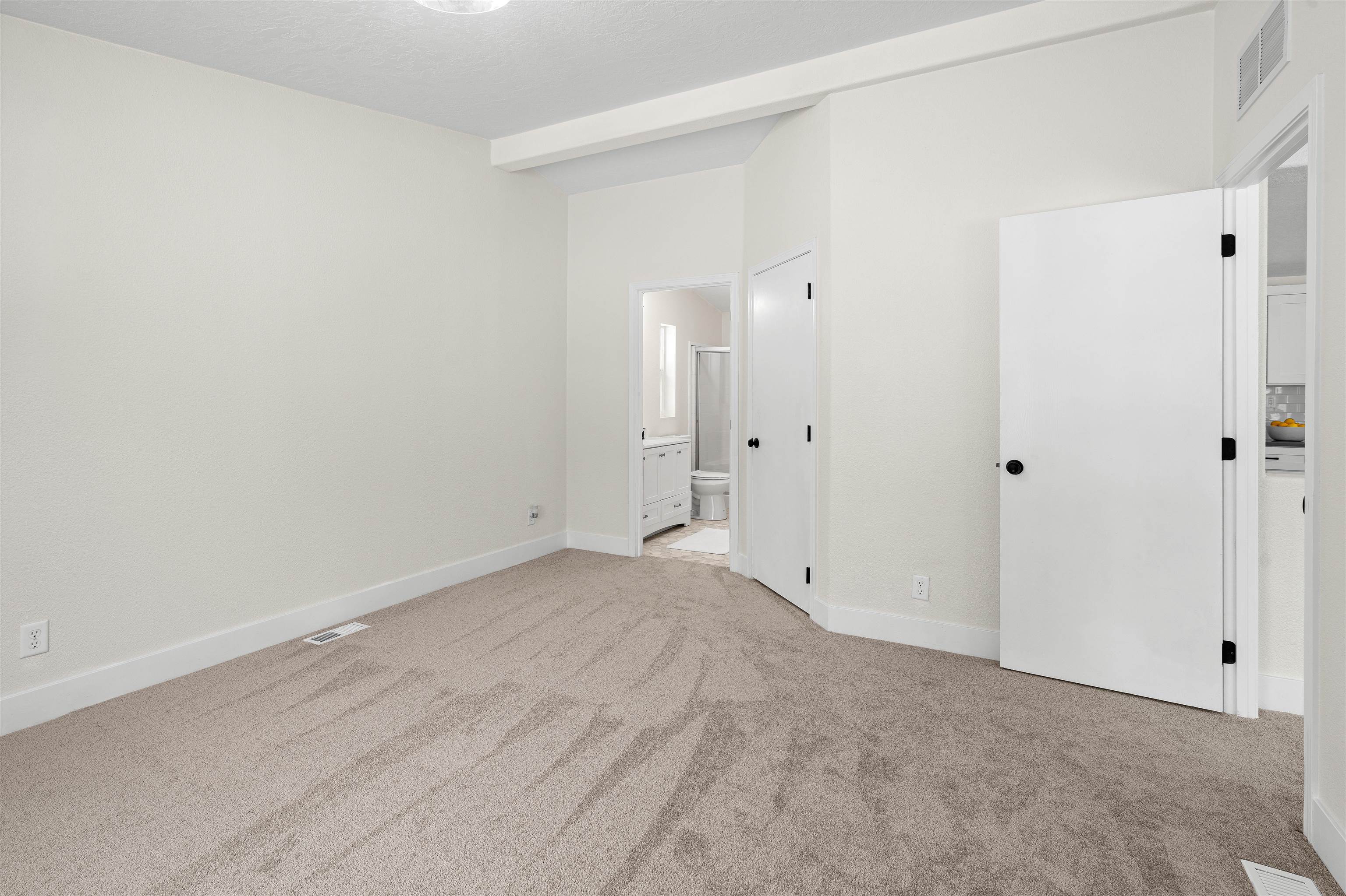 6916 West Laird Road Cheney, WA 99004 - Photo 10 of 24