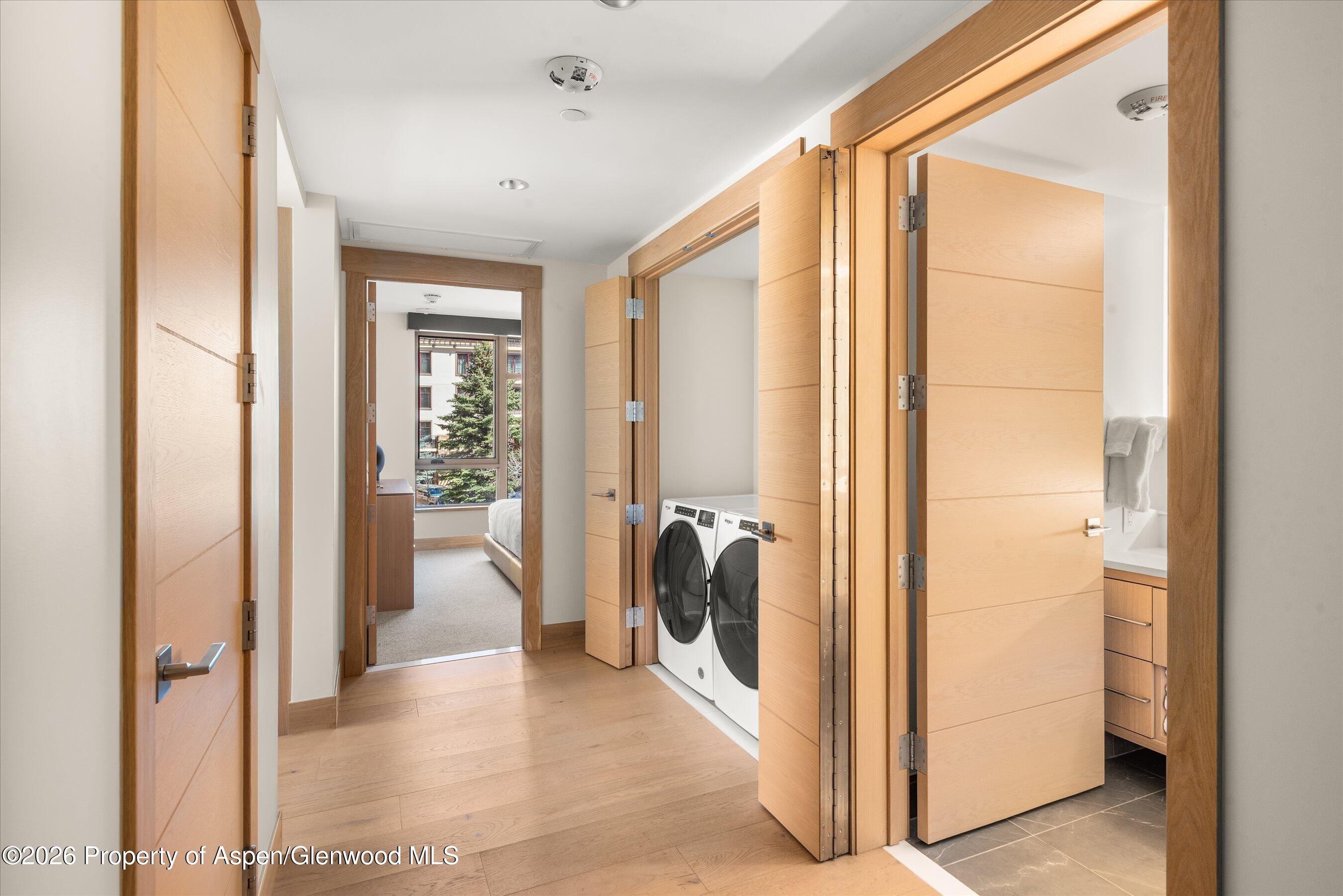 130 Wood Road, Unit 264 Snowmass Village, CO 81615 - Photo 12 of 20 Entryway and Laundry Area