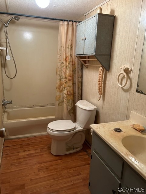 1933 South Genito Road Burkeville, VA 23922 - Photo 22 of 25 a bathroom with a sink a toilet and shower