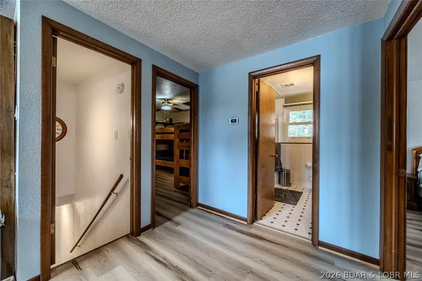 $575,000 | 31074 Viewside Drive, Rocky Mount, MO 65072