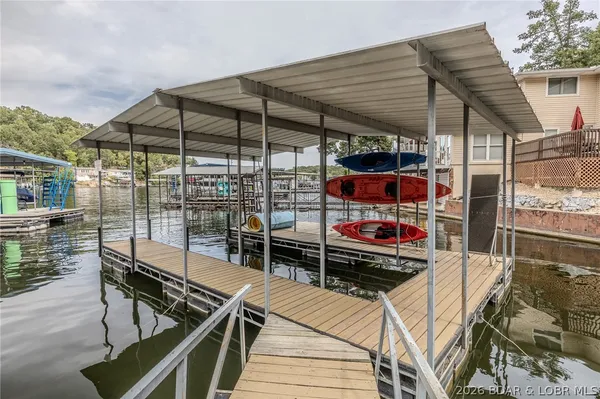 $575,000 | 31074 Viewside Drive, Rocky Mount, MO 65072