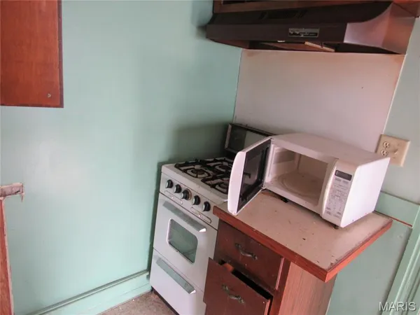 $19,900 | 1595 North Church Street, Decatur, IL 62526