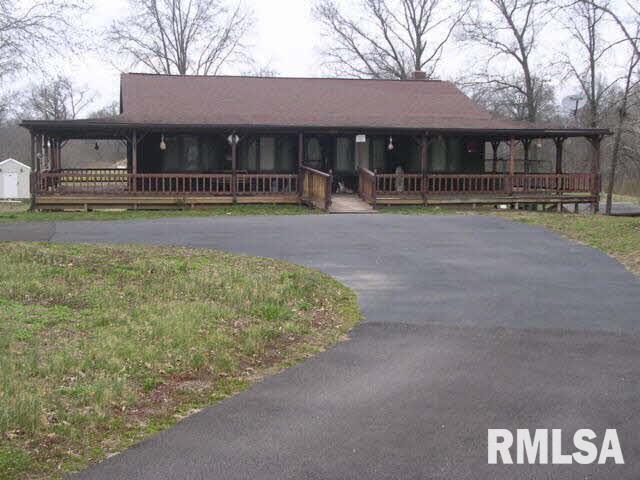 1029 Red Stripe Road Sandoval, IL 62882 - Photo 1 of 15