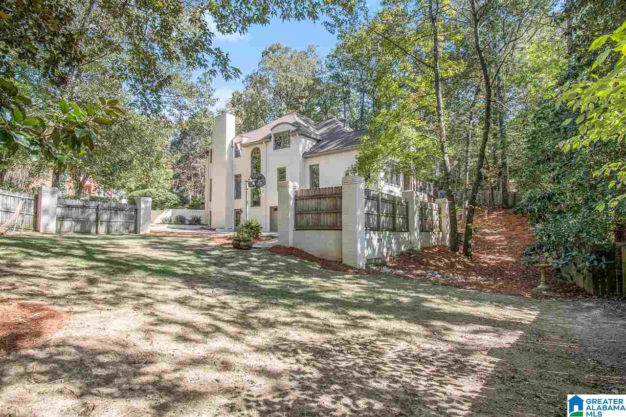 2344 Country Ridge Drive Birmingham, AL 35243 - Photo 3 of 50