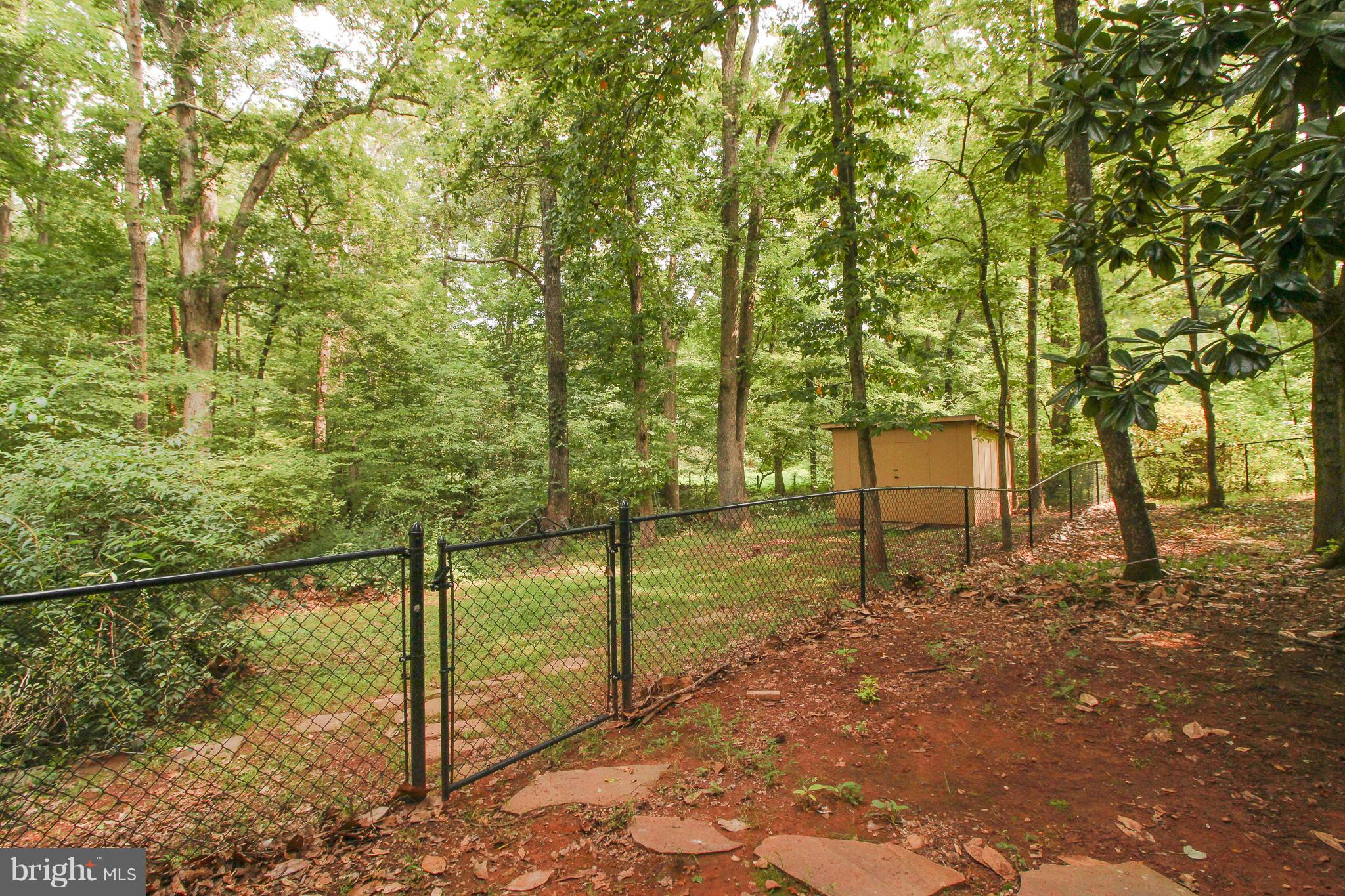 11913 Smithfield Road Manassas, VA 20112 - Photo 13 of 26 Almost 1 Acre Lot