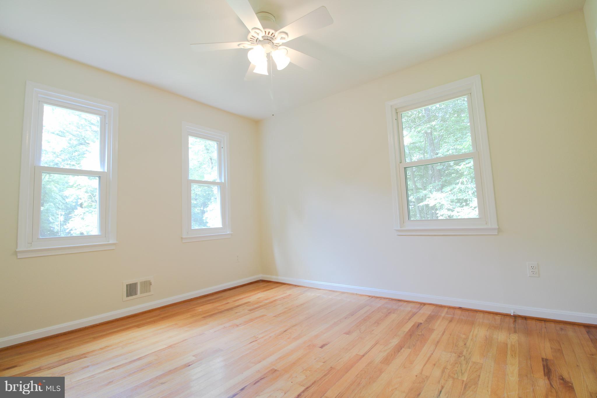 11913 Smithfield Road Manassas, VA 20112 - Photo 21 of 26 Bedroom 2