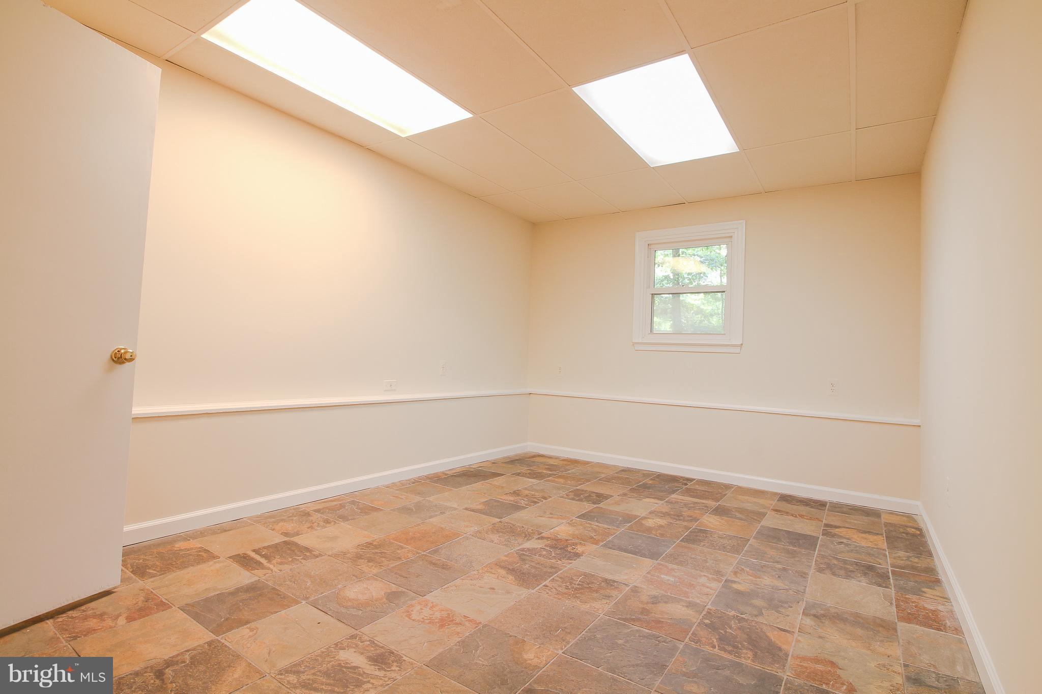 11913 Smithfield Road Manassas, VA 20112 - Photo 26 of 26 Private lower level office/4th Bedroom