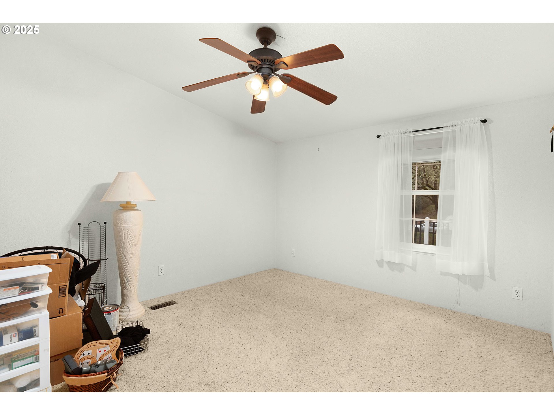 739 Southeast Ramp Street Roseburg, OR 97470 - Photo 33 of 47 Gallery Image 33