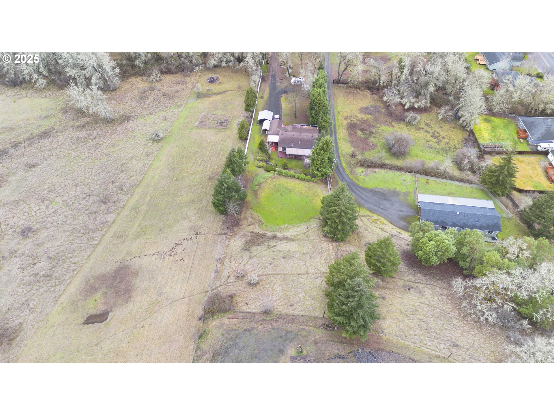 739 Southeast Ramp Street Roseburg, OR 97470 - Photo 9 of 47 Gallery Image 9