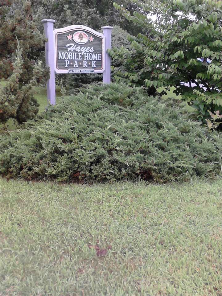 27 Hayes Park Exeter, NH 03833 - Photo 2 of 2