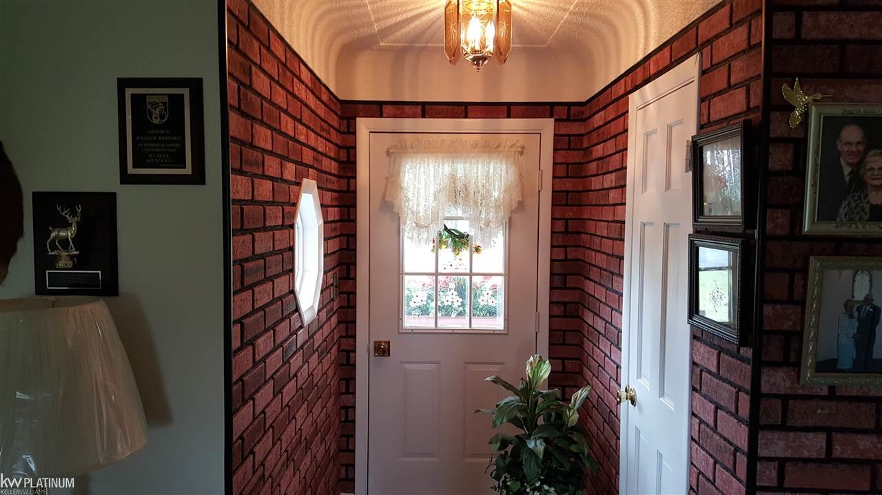 2584 Galbraith Line Road Yale, MI 48097 - Photo 6 of 19