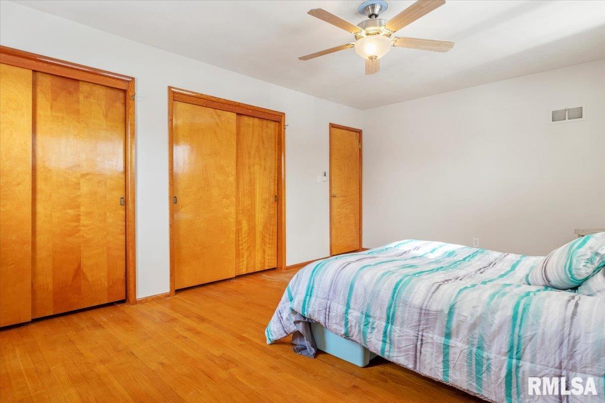 2457 Sussex Road Springfield, IL 62703 - Photo 17 of 34