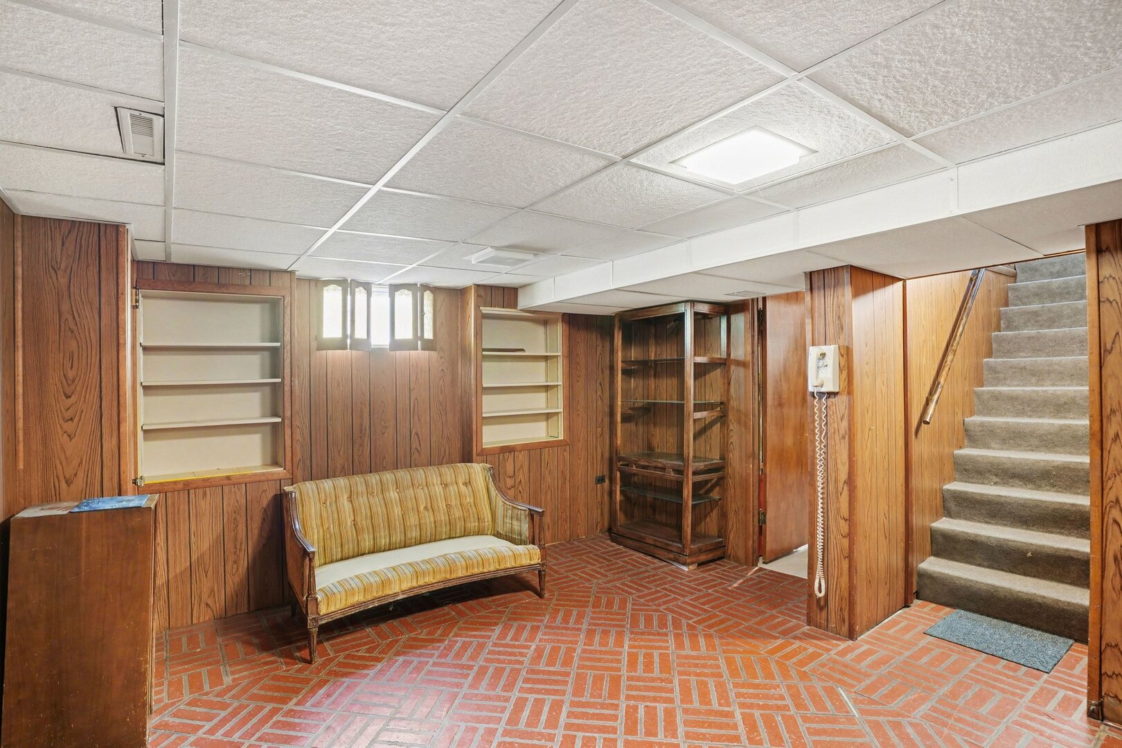 995 Swain Avenue Elmhurst, IL 60126 - Photo 14 of 17