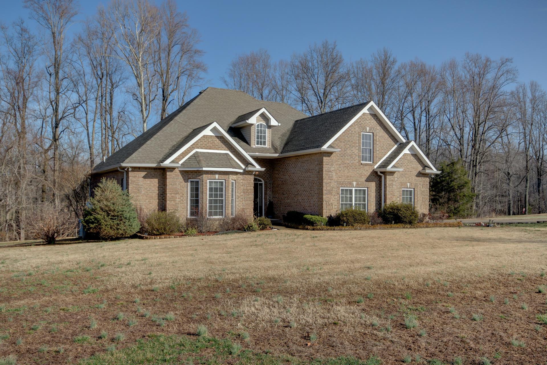 880 Iron Workers Road Clarksville, TN 37043 - Photo 3 of 30 Gallery Image 3