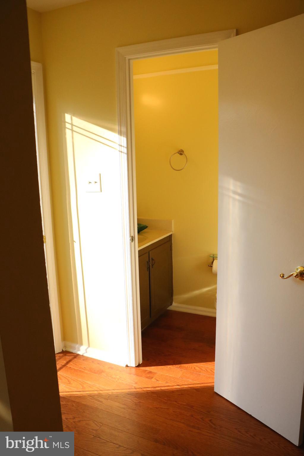 7912 Bubbling Brook Circle Springfield, VA 22153 - Photo 3 of 18 Main floor half bath