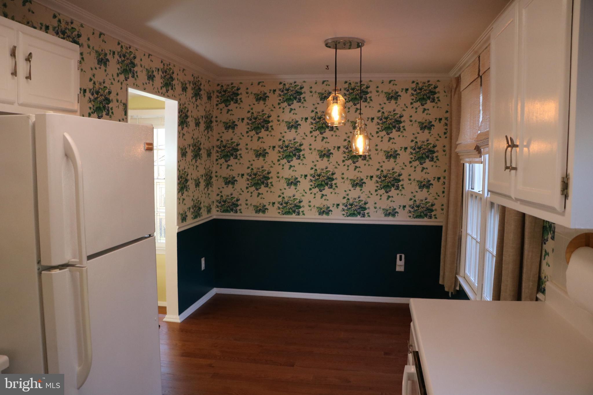 7912 Bubbling Brook Circle Springfield, VA 22153 - Photo 5 of 18 Eat in kitchen