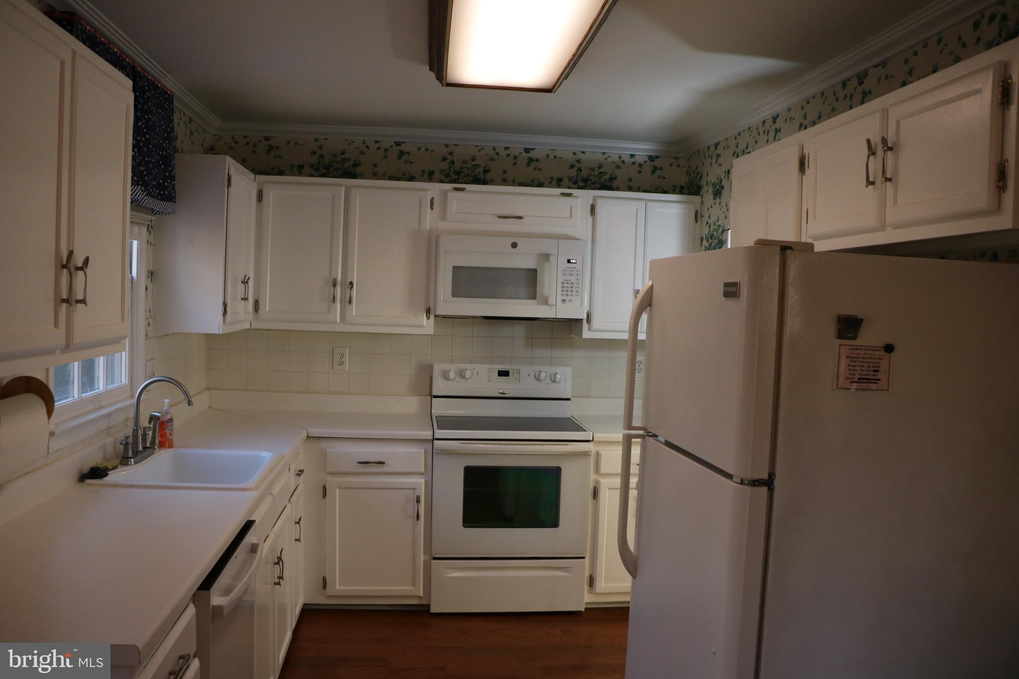 7912 Bubbling Brook Circle Springfield, VA 22153 - Photo 6 of 18 New built in microwave/hood