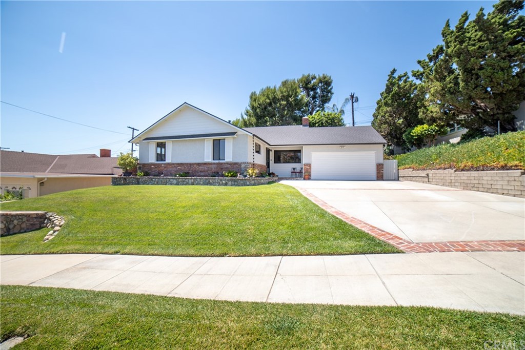 825 Stanford Road Burbank, CA 91504 - Photo 1 of 1 Gallery Image 1