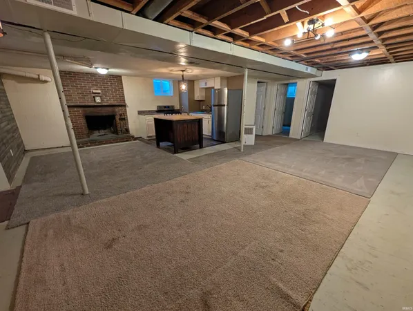 $279,900 | 19475 County Road 146, New Paris, IN 46553