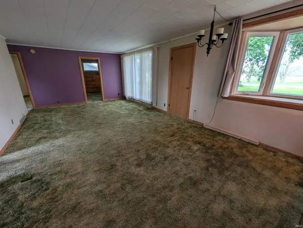 $279,900 | 19475 County Road 146, New Paris, IN 46553