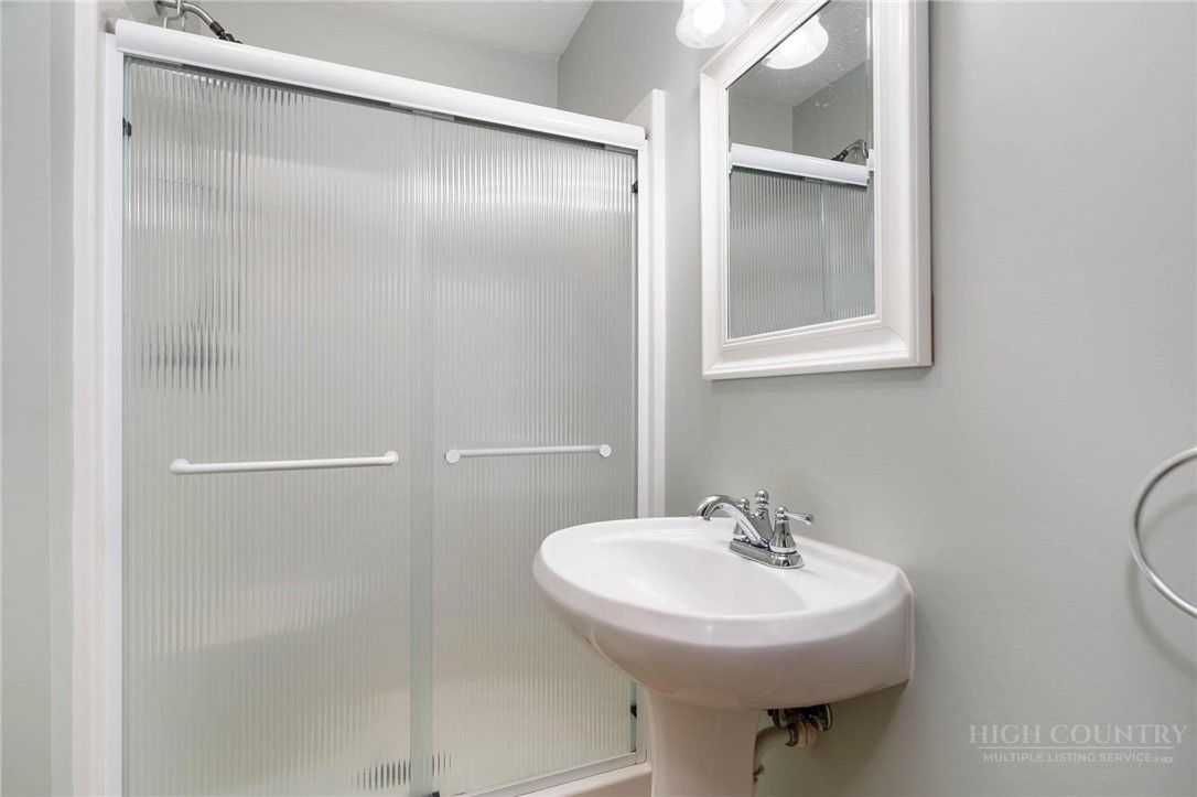 1861 Vanderpool Road Vilas, NC 28692 - Photo 23 of 50
