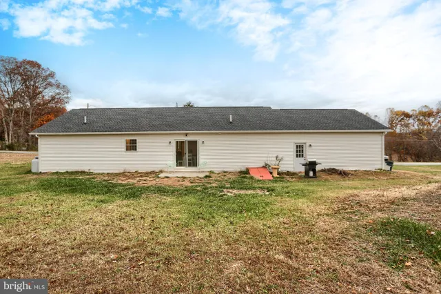 $370,000 | 405 Small Valley Road, Halifax, PA 17032