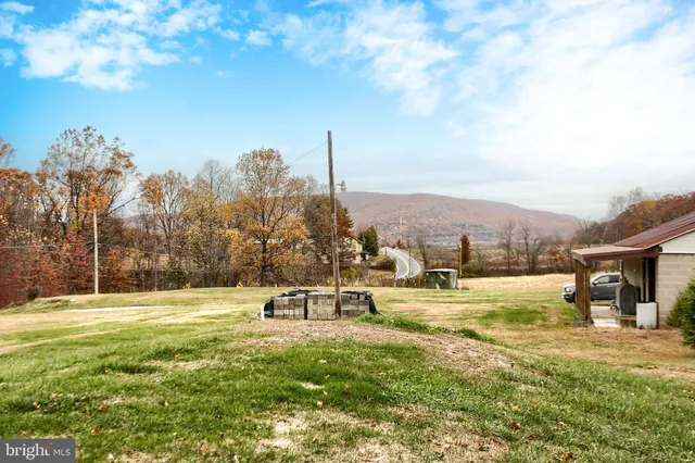 $370,000 | 405 Small Valley Road, Halifax, PA 17032