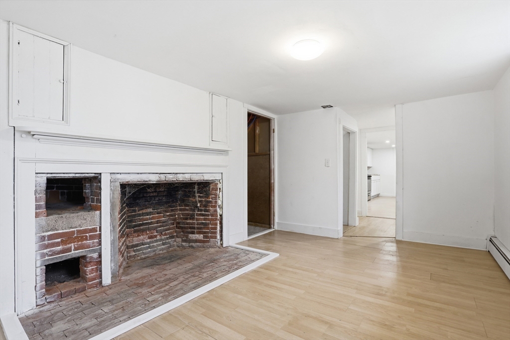 4 Townsend Street Pepperell, MA 01463 - Photo 14 of 24