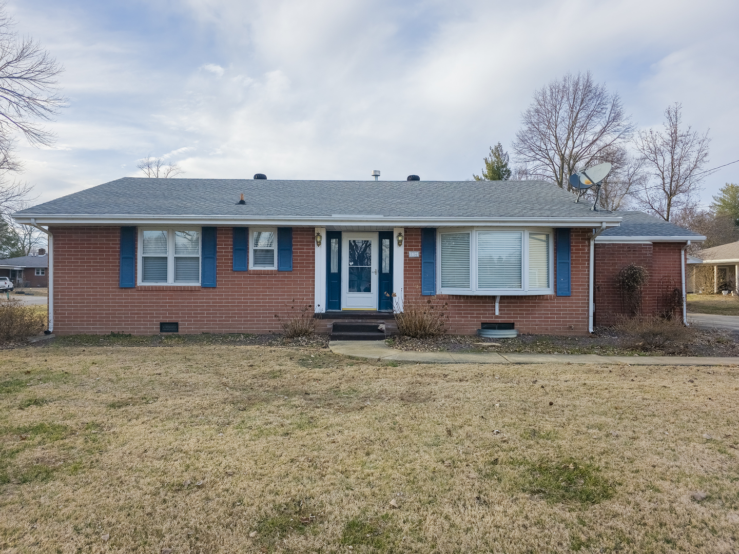 116 Forio Avenue Mount Carmel, IL 62863 - Photo 3 of 36