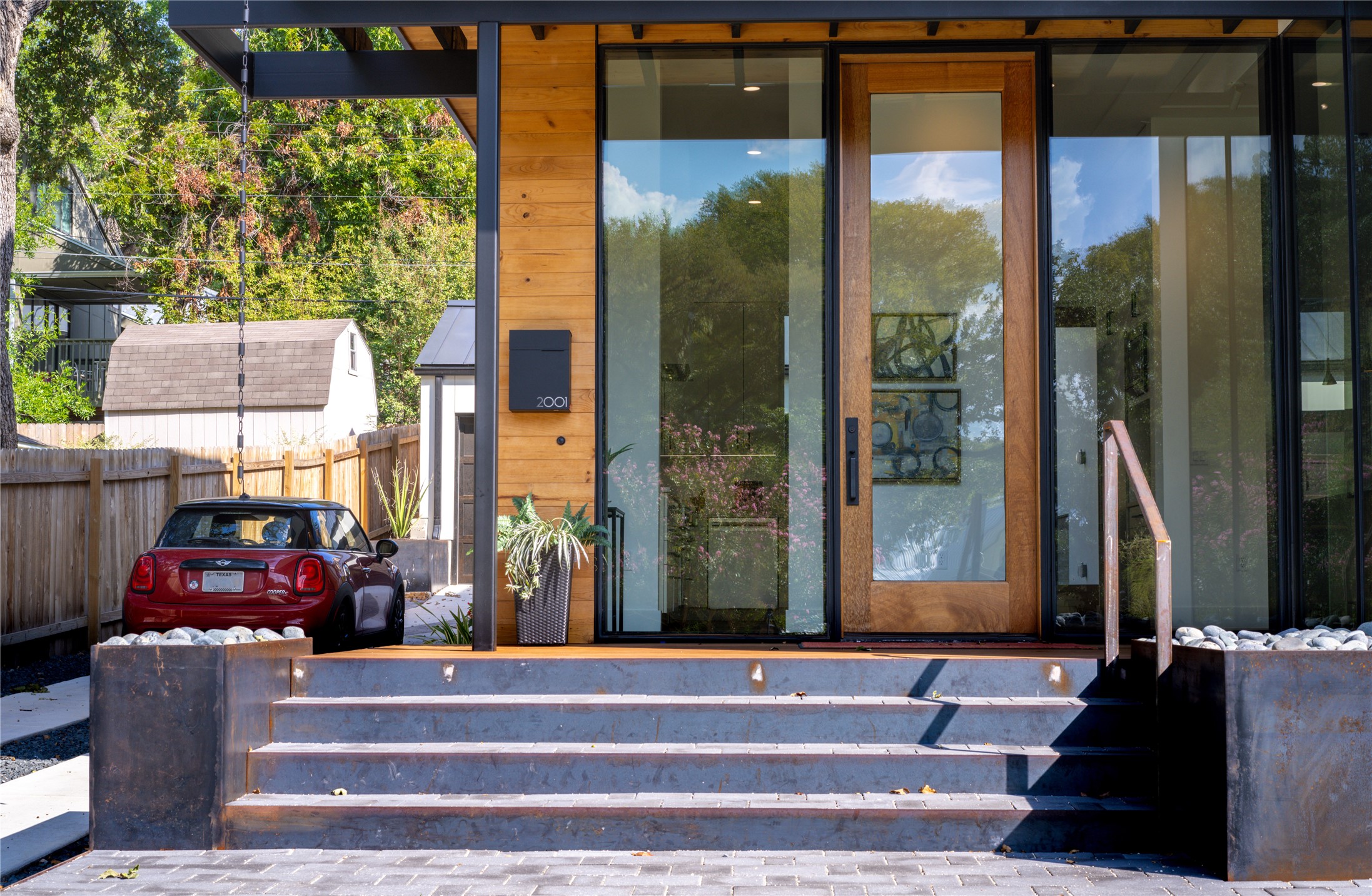 2001 Forest Trail Austin, TX 78703 - Photo 18 of 40 Doorway to property