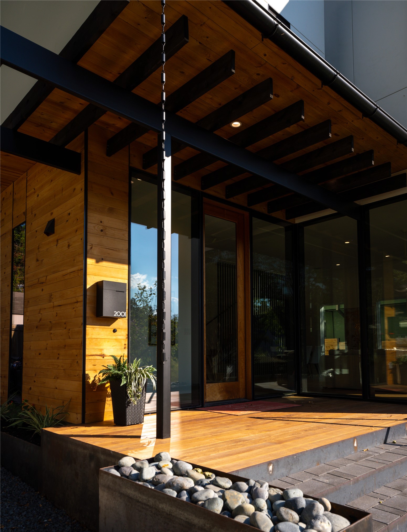 2001 Forest Trail Austin, TX 78703 - Photo 36 of 40 Doorway to property