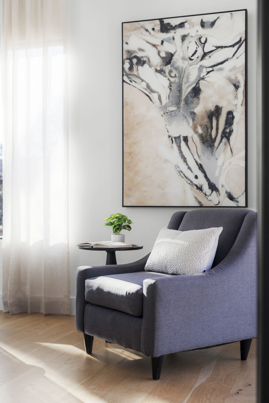 2001 Forest Trail Austin, TX 78703 - Photo 9 of 40 Sitting room with light wood-style floors and healthy amount of natural light