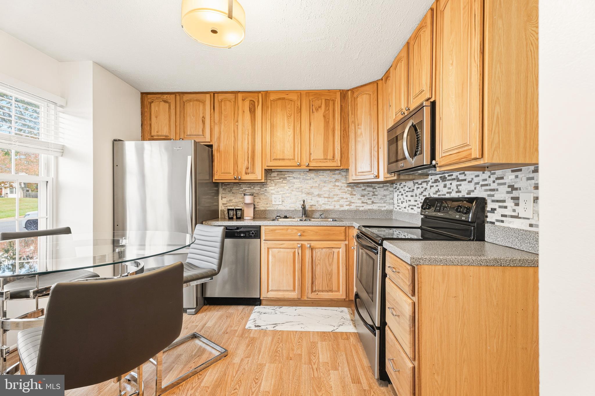 8475 Snowden Oaks Place Laurel, MD 20708 - Photo 6 of 40 Gallery Image 6