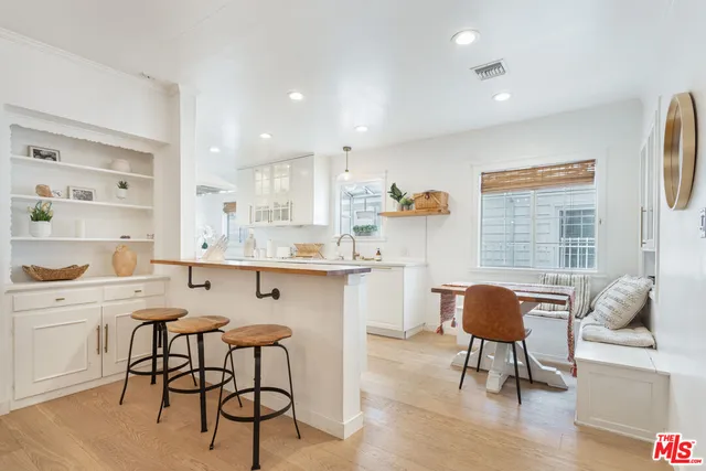 $12,000 | 4607 Willowcrest Avenue, North Hollywood, CA 91602