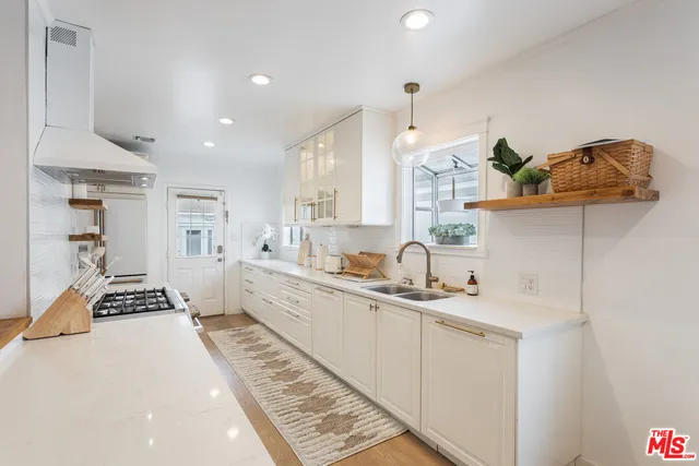 $12,000 | 4607 Willowcrest Avenue, North Hollywood, CA 91602