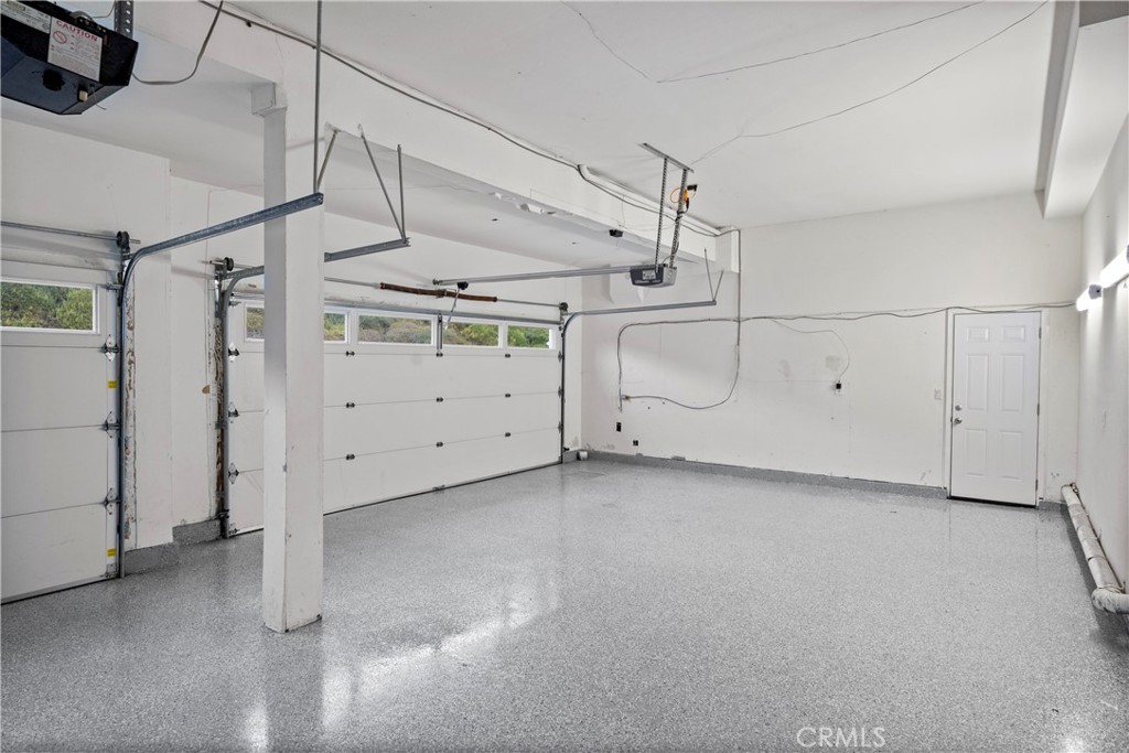 30786 La Mer Laguna Niguel, CA 92677 - Photo 39 of 40 a view of a garage
