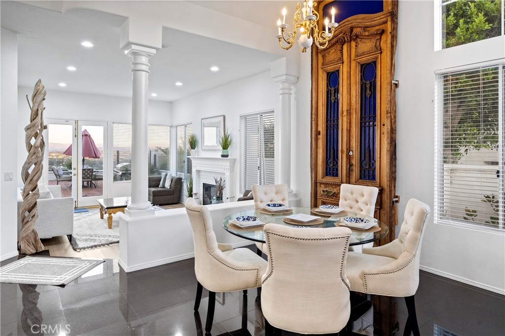 30786 La Mer Laguna Niguel, CA 92677 - Photo 4 of 40 a view of a dining room with furniture and window