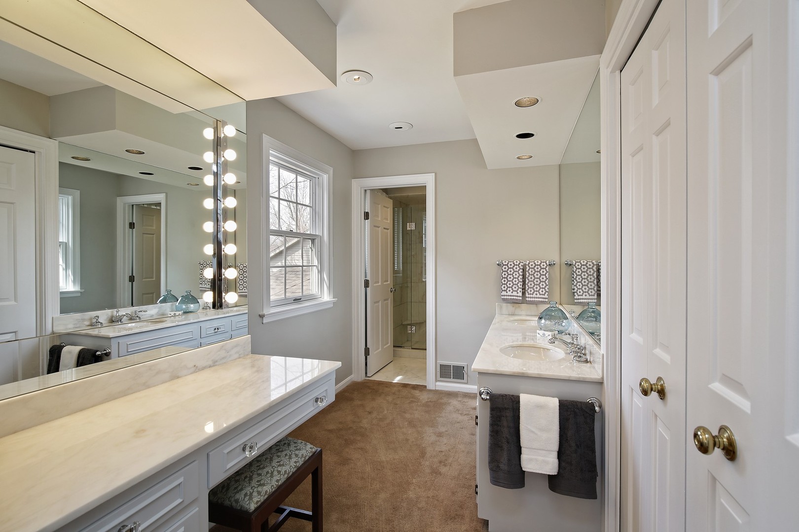 1436 Ridge Road Northbrook, IL 60062 - Photo 18 of 34