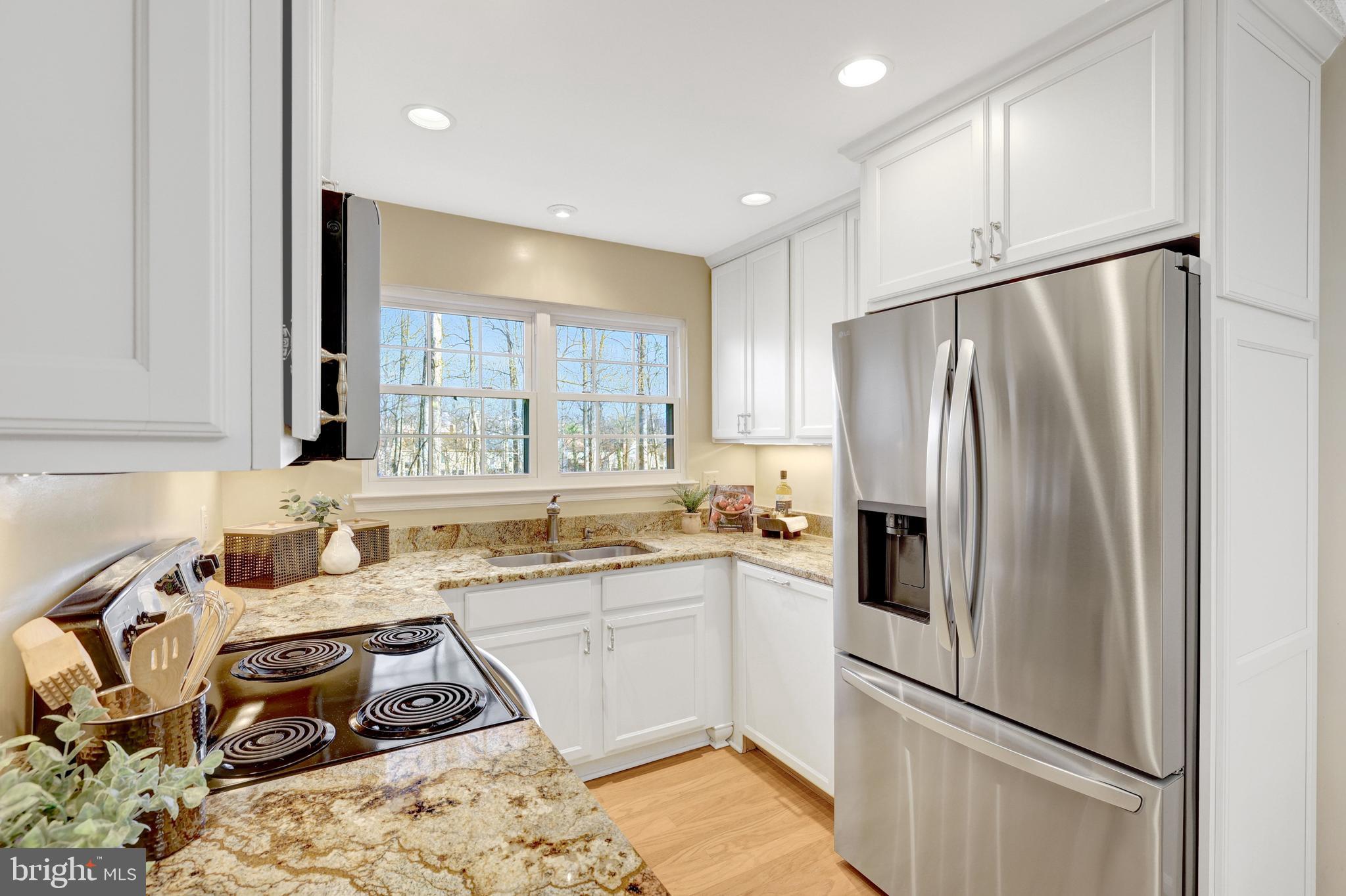 3802 Green Ridge Court, Unit 202 Fairfax, VA 22033 - Photo 13 of 30 Kitchen
