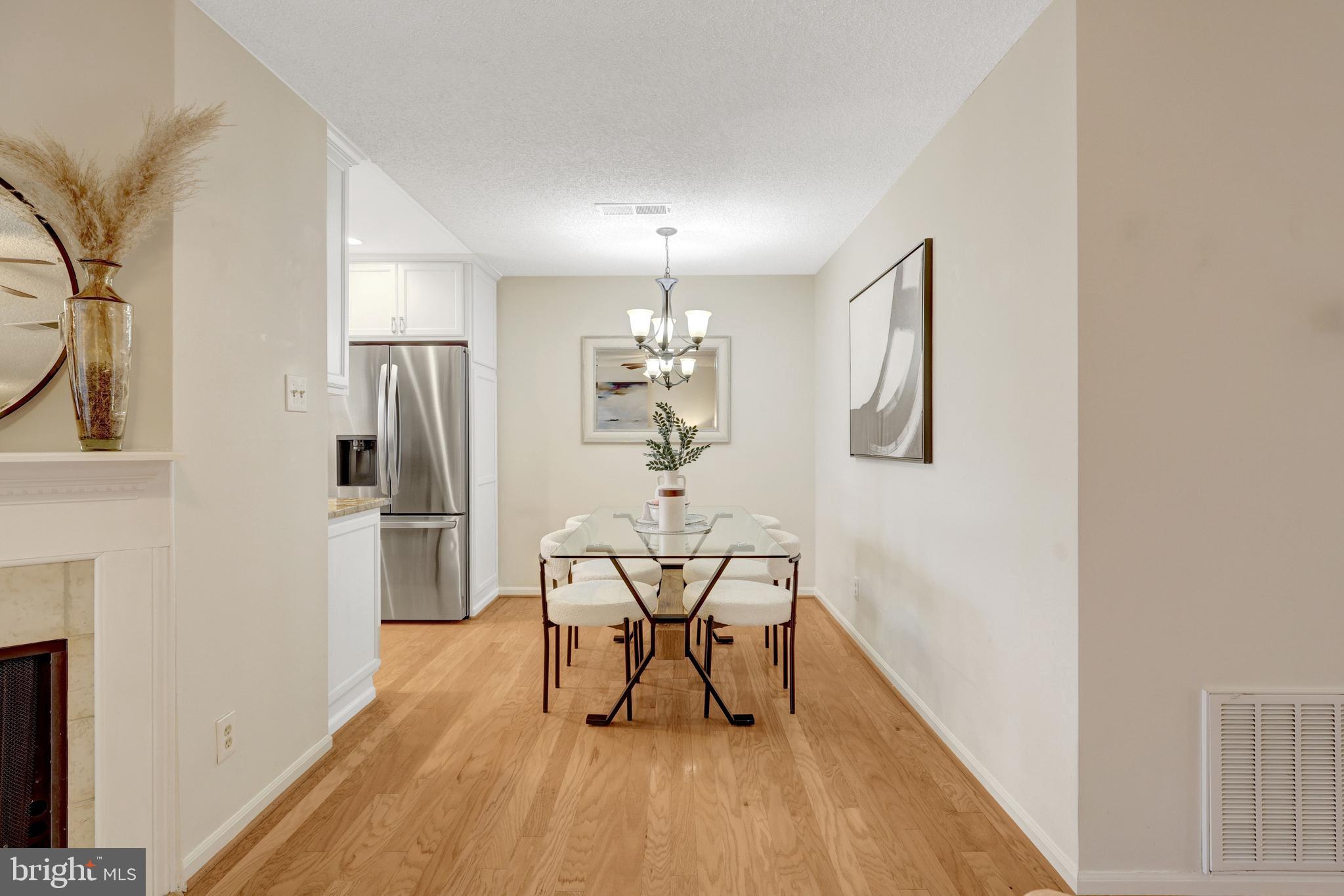 3802 Green Ridge Court, Unit 202 Fairfax, VA 22033 - Photo 9 of 30 Dining Area