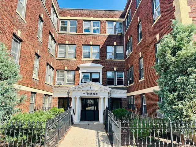 $319,000 | 68 Linden Street, Unit 49, Everett, MA 02149