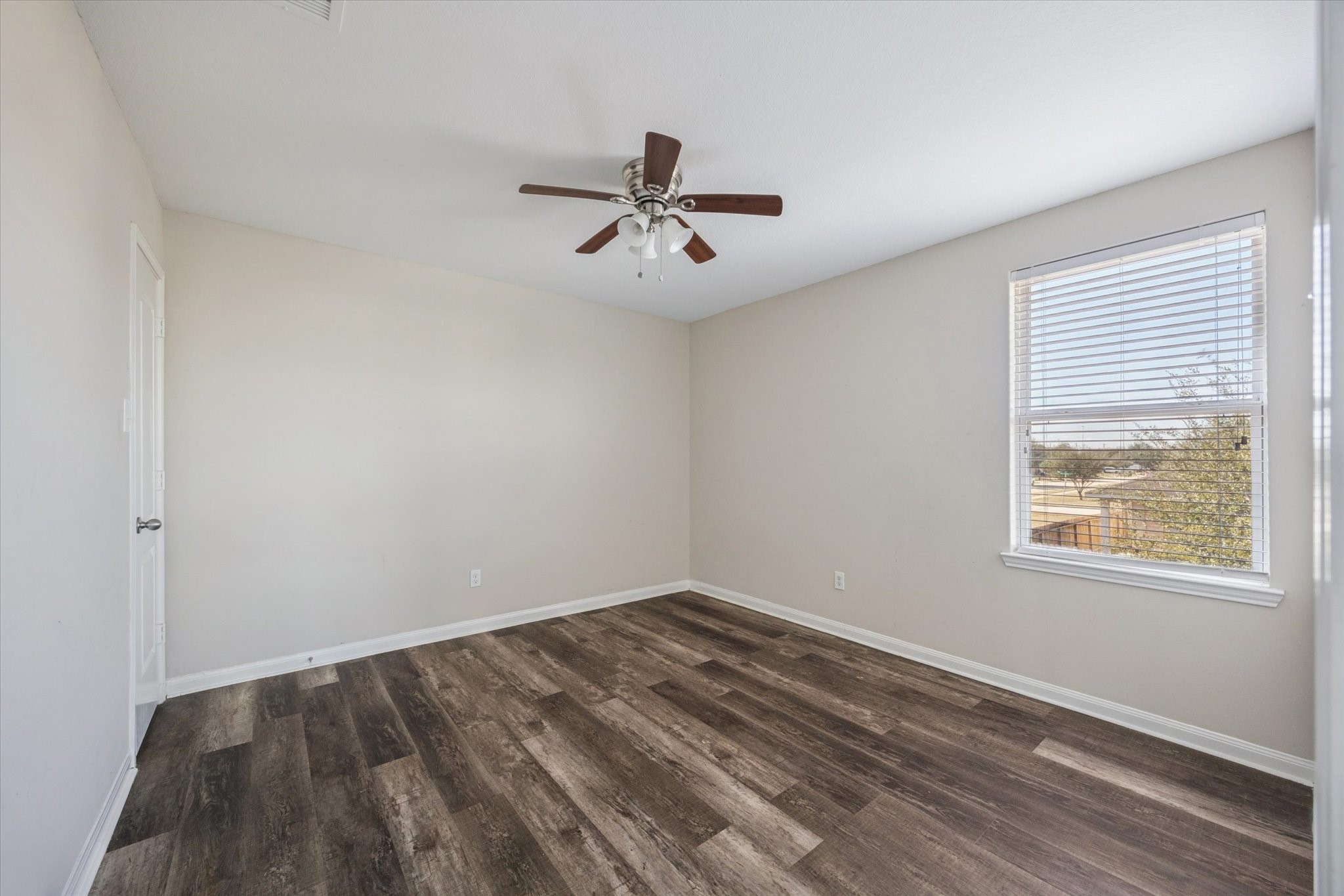 11226 Hall Ridge Court Houston, TX 77075 - Photo 9 of 14