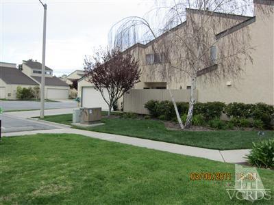 436 Reed Way Port Hueneme, CA 93041 - Photo 18 of 19 a backyard of a house with lots of green space