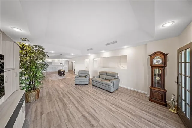 $1,450,000 | 808 East 10th Street, Kansas City, MO 64106