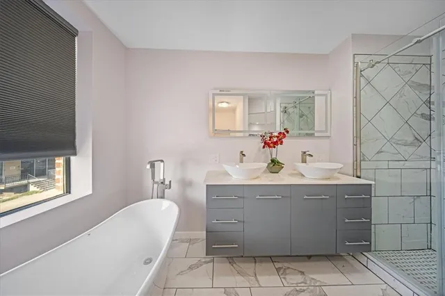 $1,450,000 | 808 East 10th Street, Kansas City, MO 64106