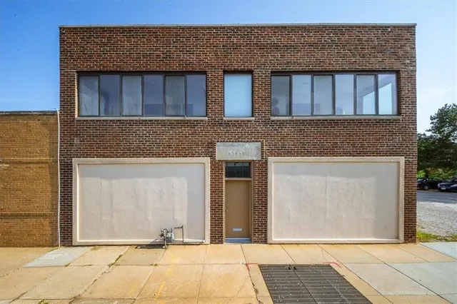 $1,450,000 | 808 East 10th Street, Kansas City, MO 64106