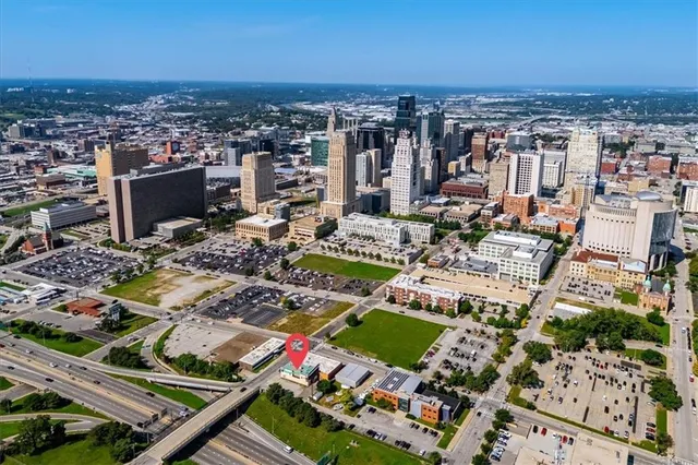 $1,450,000 | 808 East 10th Street, Kansas City, MO 64106