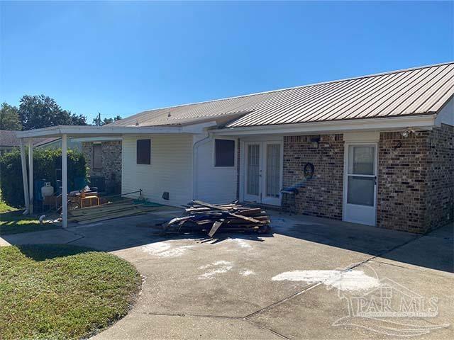 2526 Ryale Road Cantonment, FL 32533 - Photo 2 of 4 Cover Back Porch