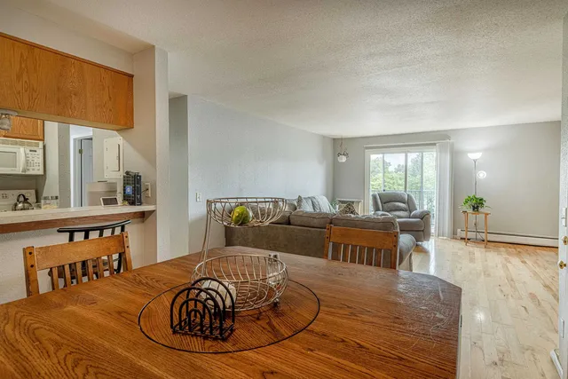 $195,000 | 2420 Independence Lane, Unit 212, Madison, WI 53704